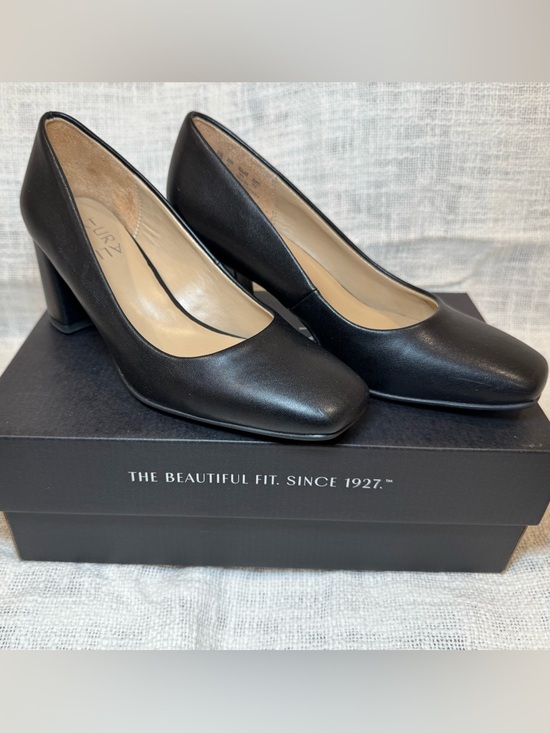 Naturalizer Shoes - Naturalized Warner Black Heel